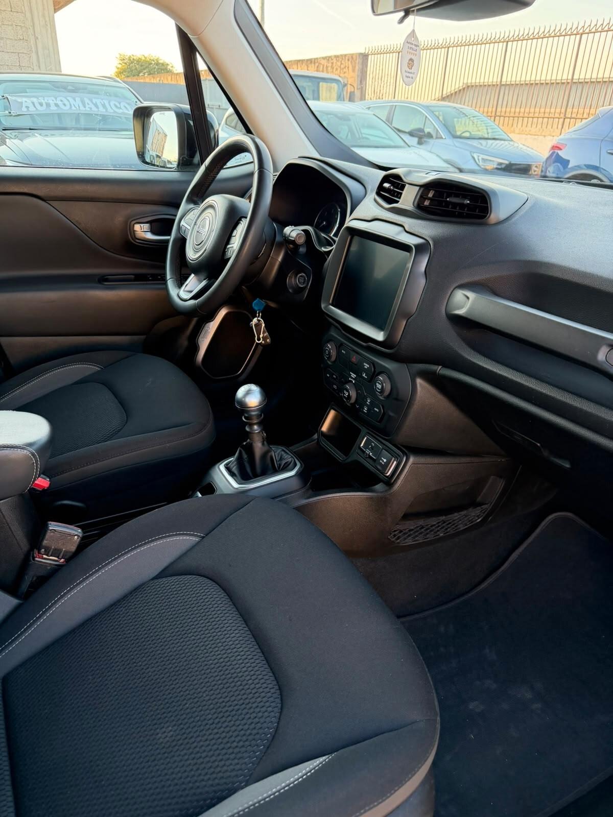 Jeep Renegade 1.6 Mjt 130 CV Limited autocarro
