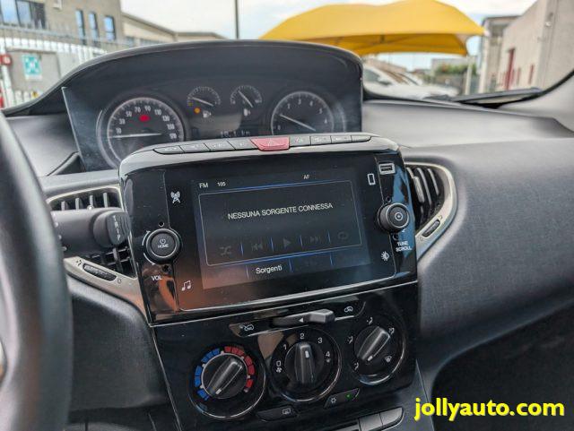 LANCIA Ypsilon 1.0 FireFly 5P S&S Hybrid Gold 5 posti - Ruotino