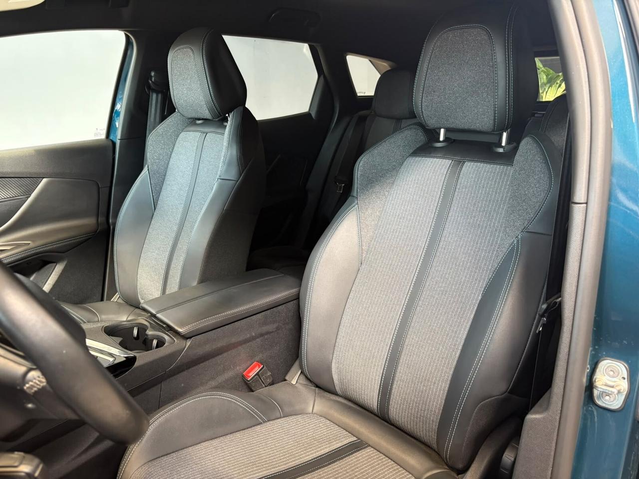 Peugeot 3008 PureTech Turbo 130 S&S Allure Pack