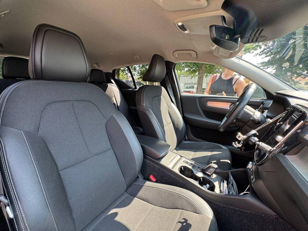 Volvo XC40 2.0 d3 Momentum auto my21