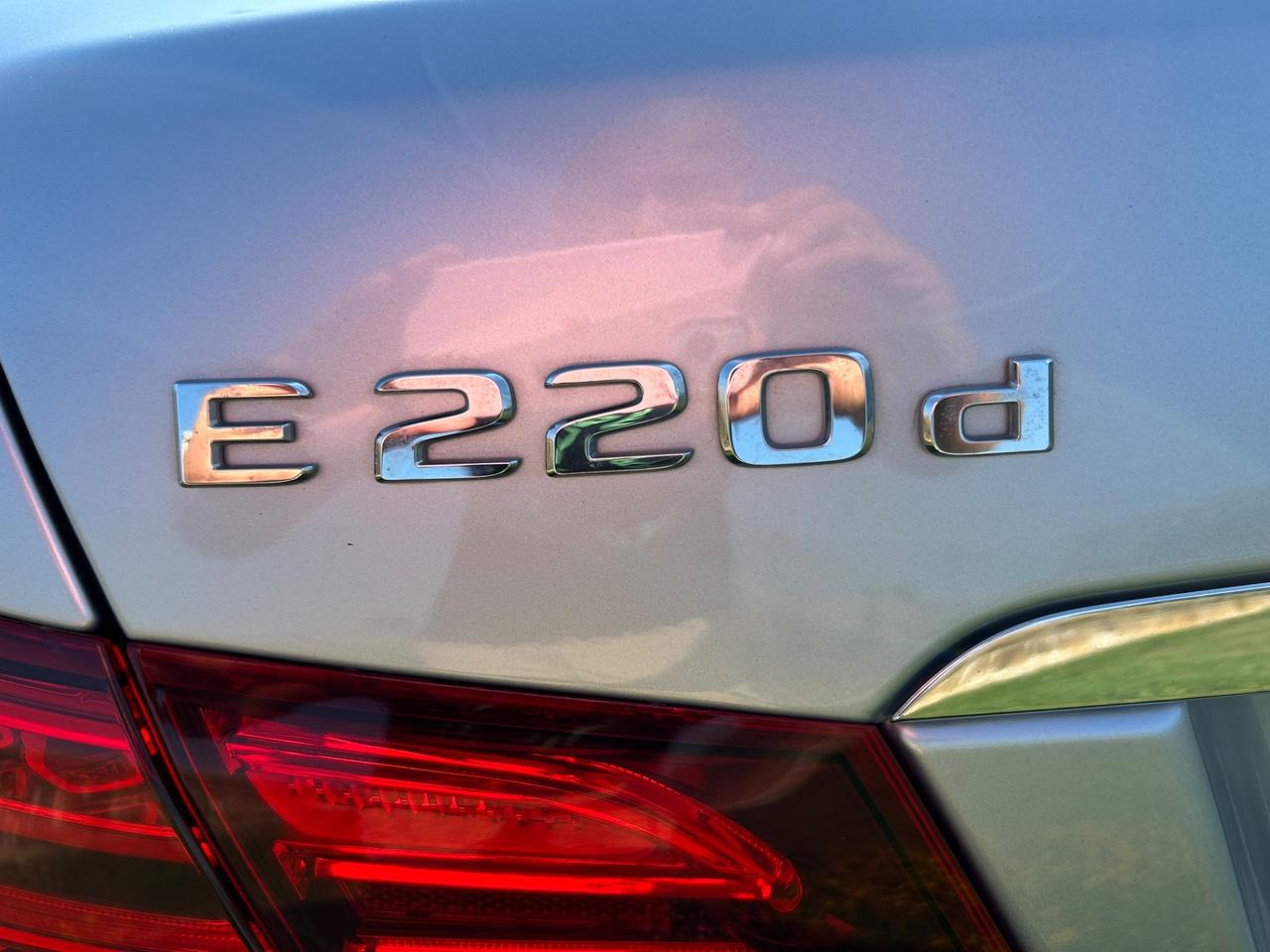 Mercedes-benz E 220 d Coupé Sport