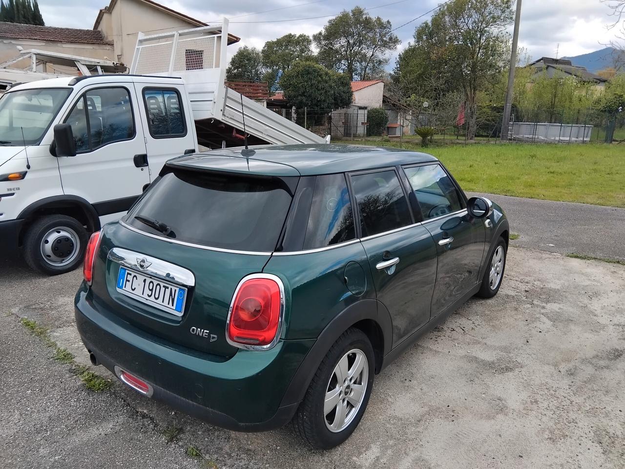 Mini cooper 5 porte 1.5 95cv