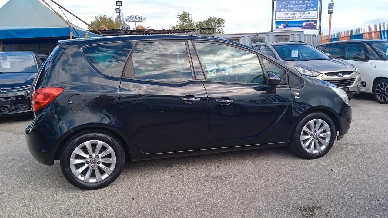 Opel Meriva 1.3 CDTI 95CV ecoFLEX Cosmo