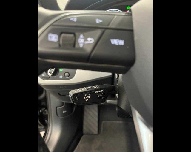 AUDI A4 Avant 40 TDI S tronic Business Advanced