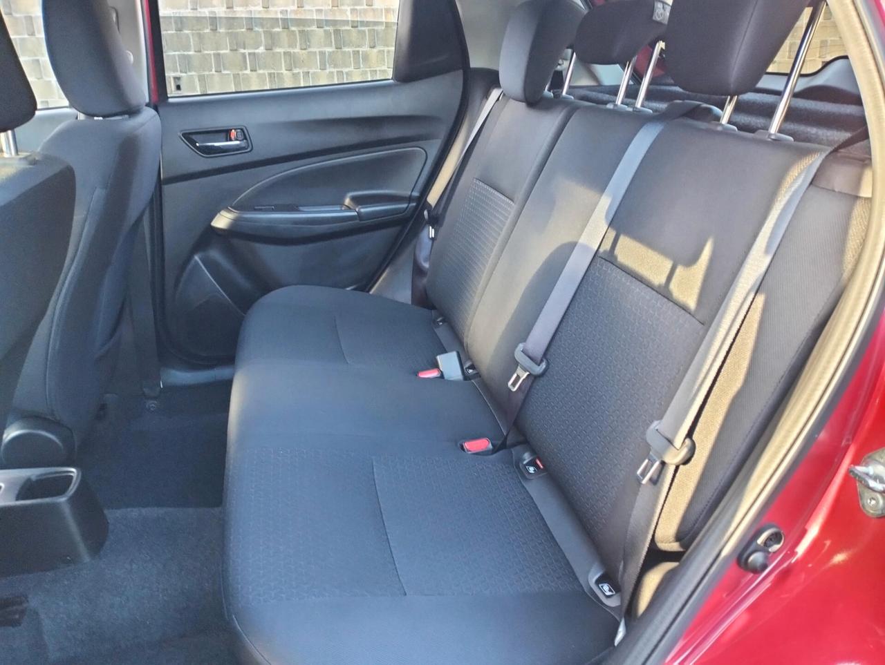 Suzuki Swift 1.2 Hybrid Top