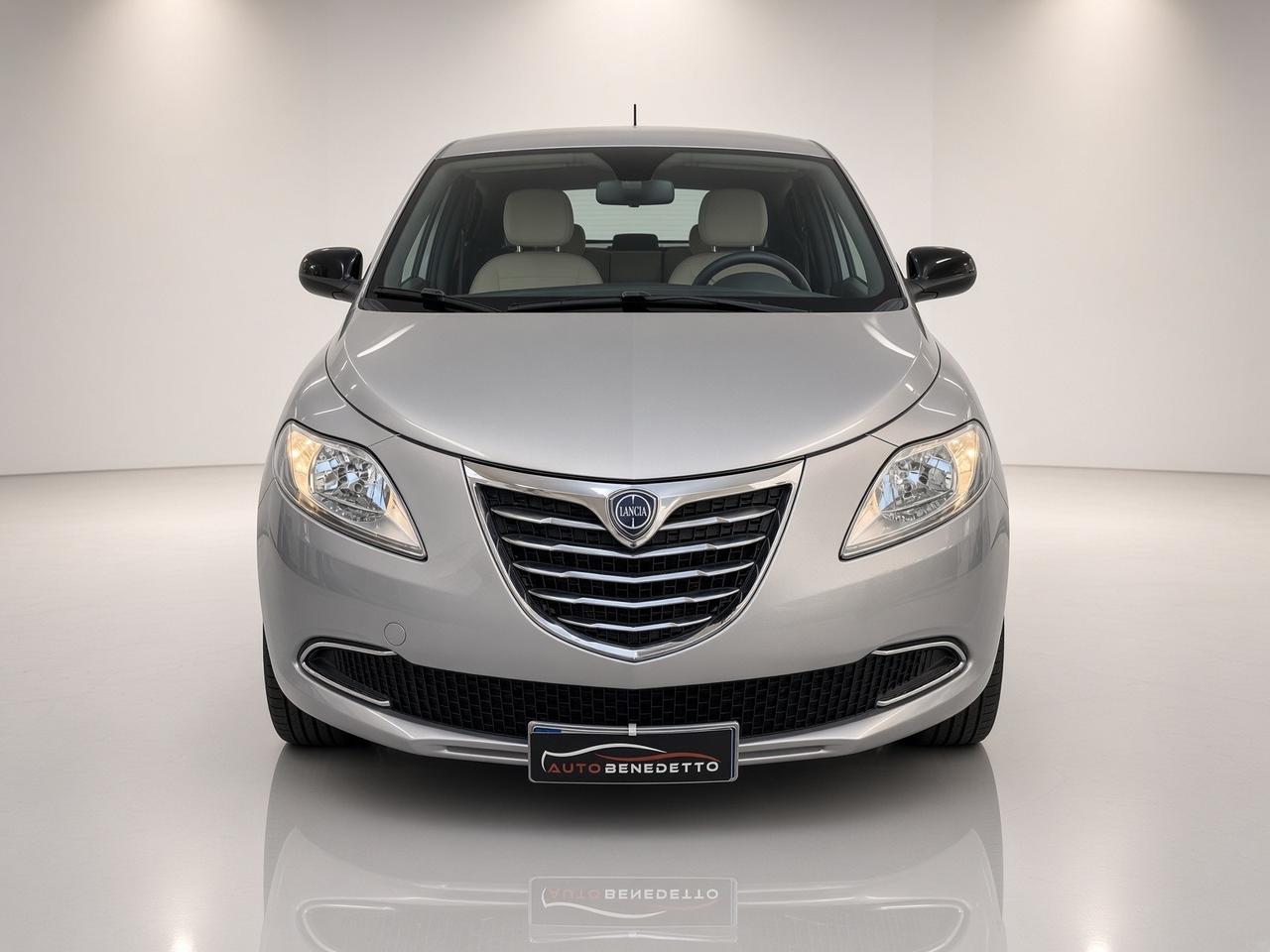 Lancia Ypsilon 1.3 MJT 95cv Gold 2013