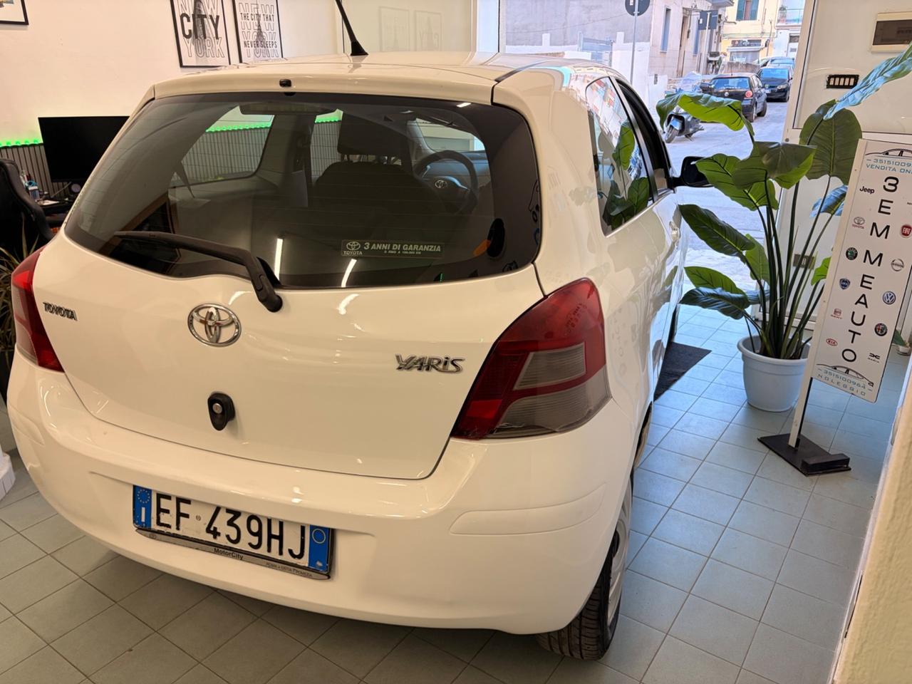 Toyota Yaris 1.0 12 MESI DI GARANZIA NUOVISSIMA