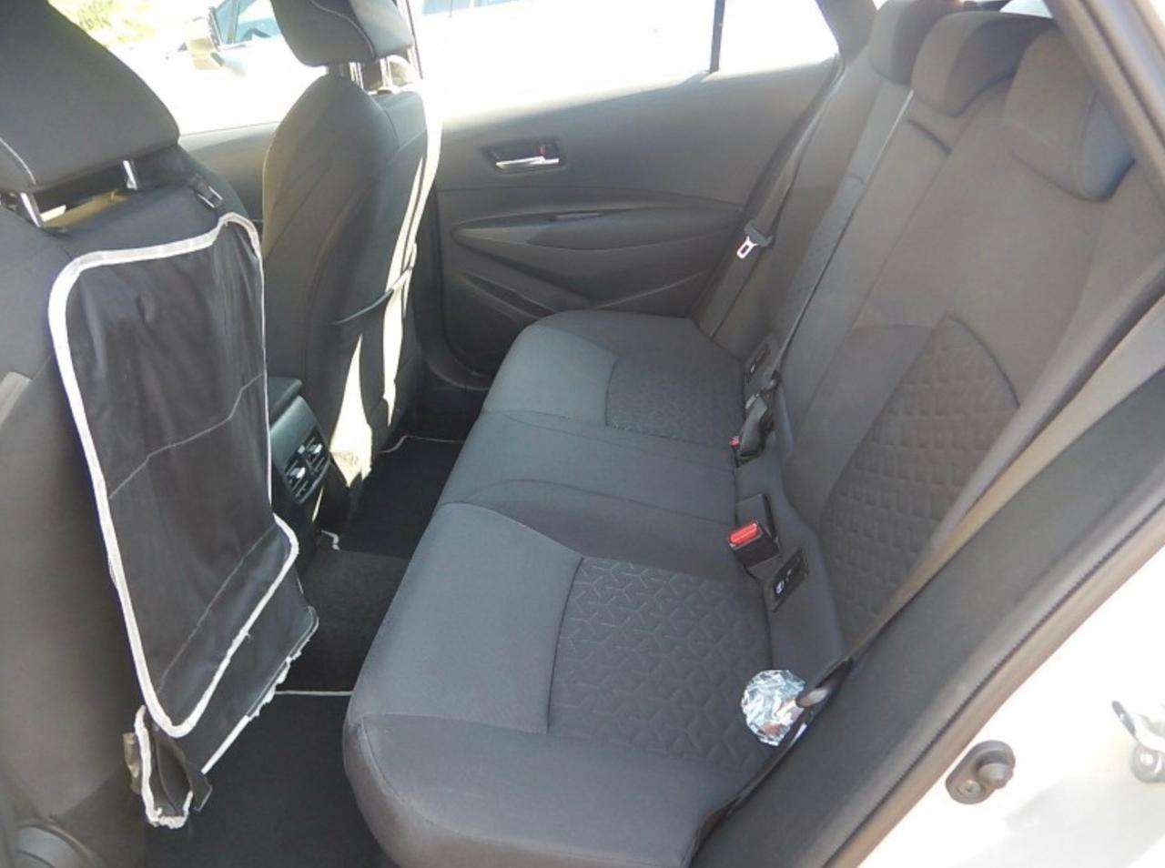 Toyota Corolla Touring Sports 1.8 Hybrid Business Tech