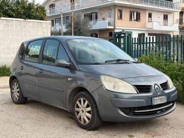 Renault Scenic 1.5 dCi/
