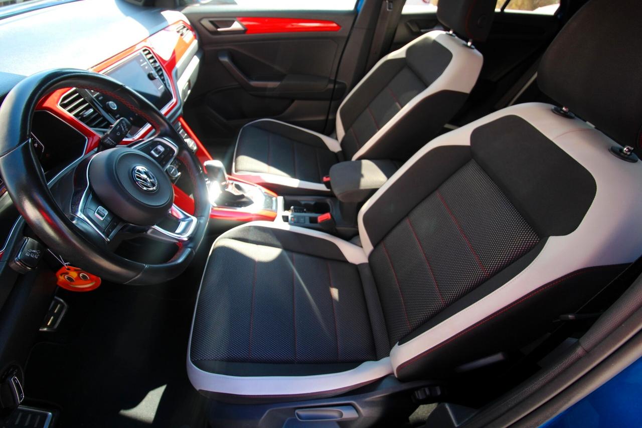 Volkswagen T ROC R LINE PLUS