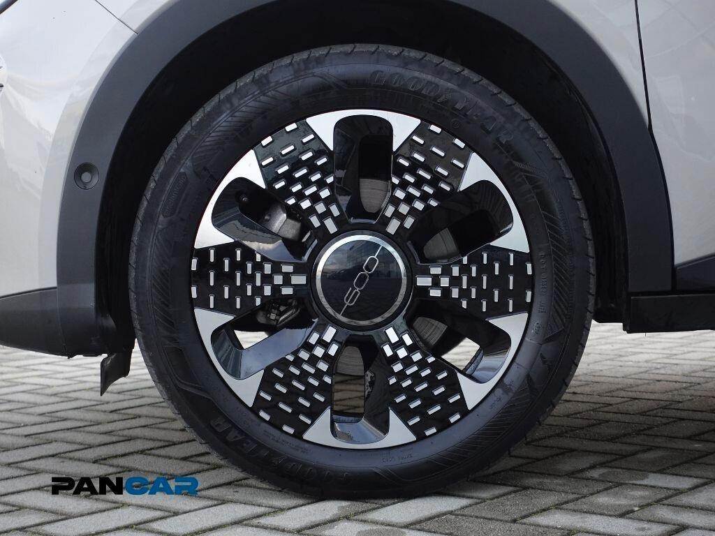 Fiat 600 Hybrid 100 CV DCT MHEV La Prima