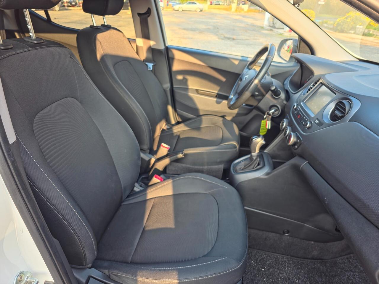 Hyundai i10 1.0 MPI Prime A/T 2019-E6 Automatico NEO