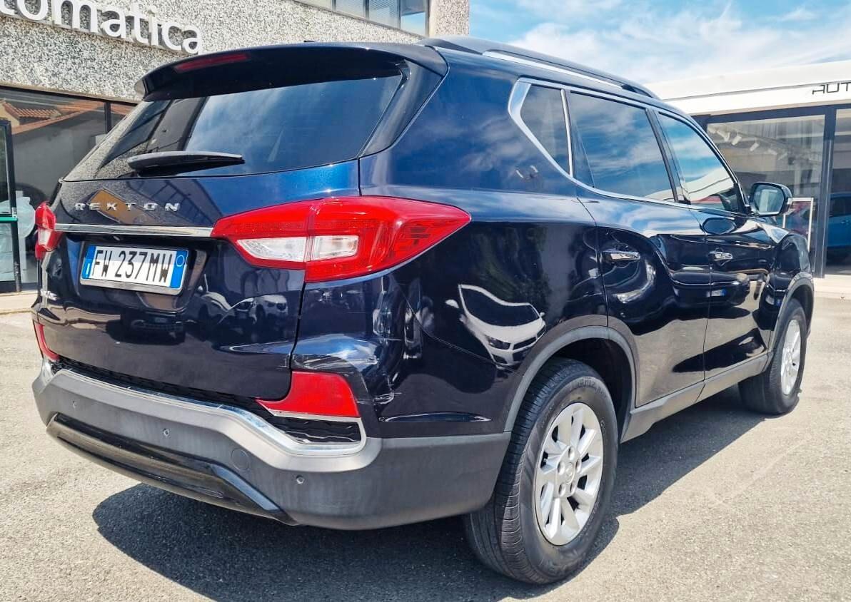 Ssangyong REXTON 2.2 2WD Road