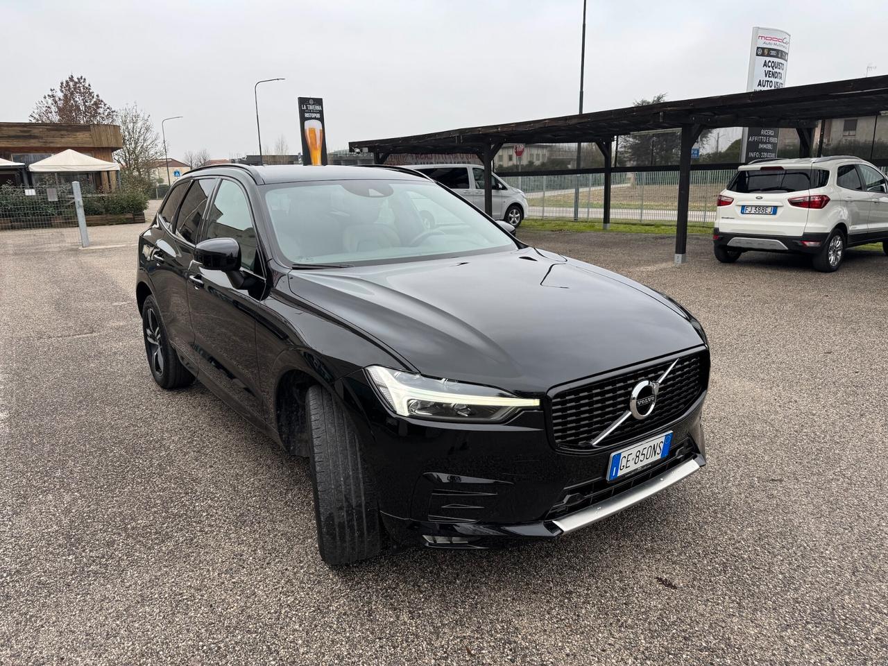 Volvo XC 60 B4 (d) AWD Geartronic R-design UNICO PROP. FULL OPTIONAL
