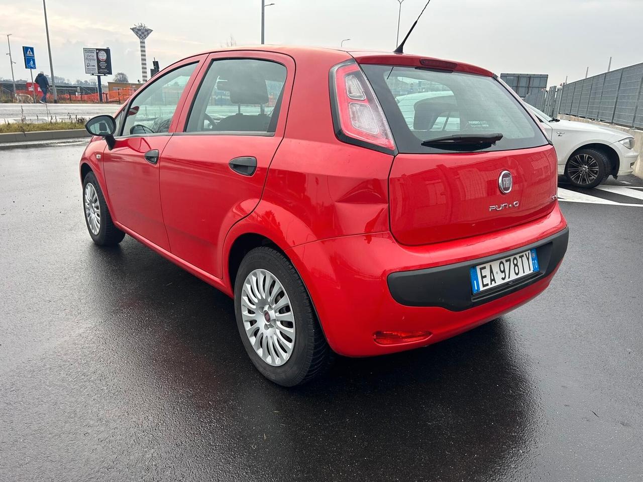 Fiat Punto Evo 1.4 5 porte Active GPL OK NEOPATENTATI