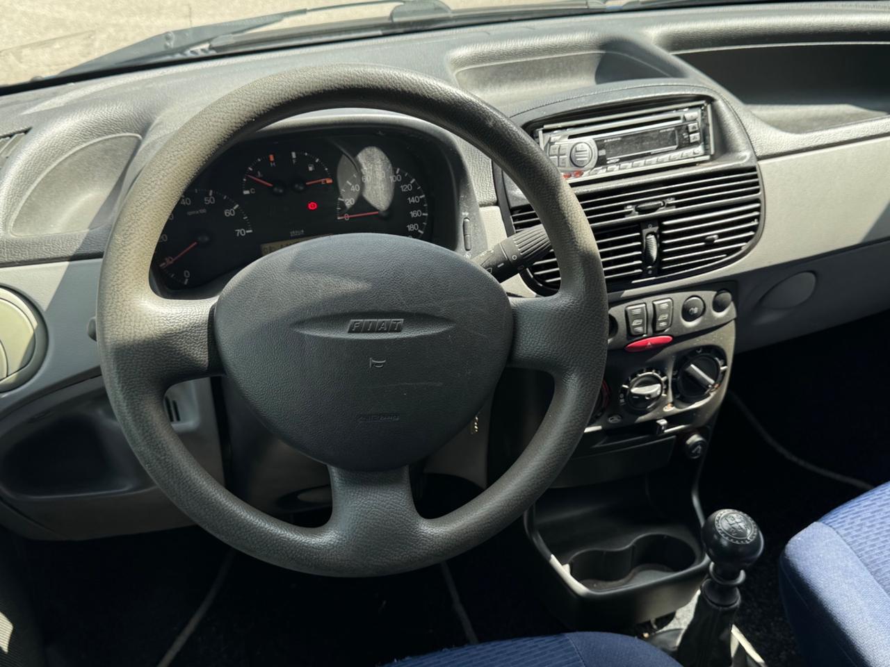 Fiat Punto 1.2i benzina, 5 porte, 140.000 km, NEO