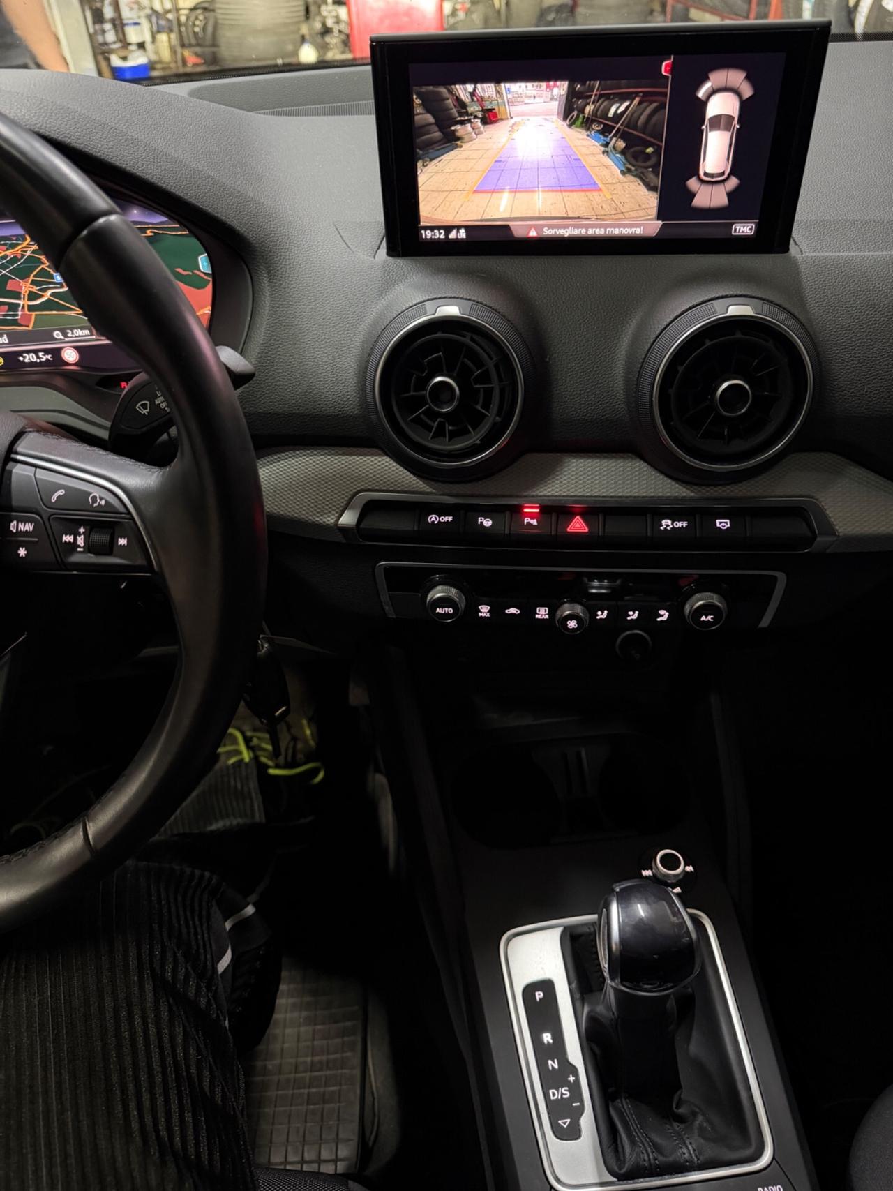 Audi Q2 35 TDI S tronic ITA COCKPIT FARI MATRIX