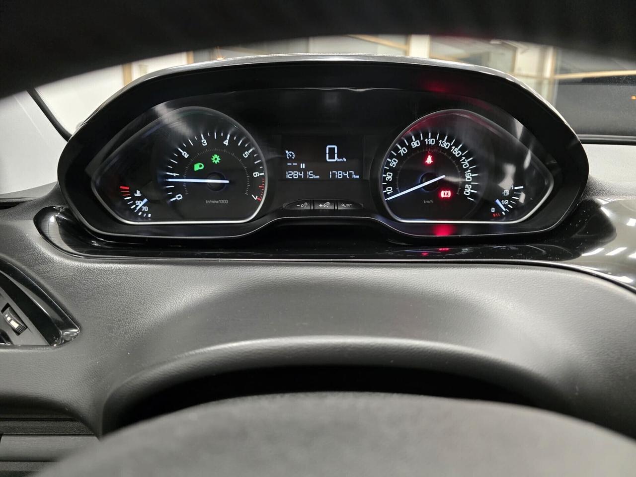 Peugeot 208 PureTech 82 5 porte Active NEOPATENTATI