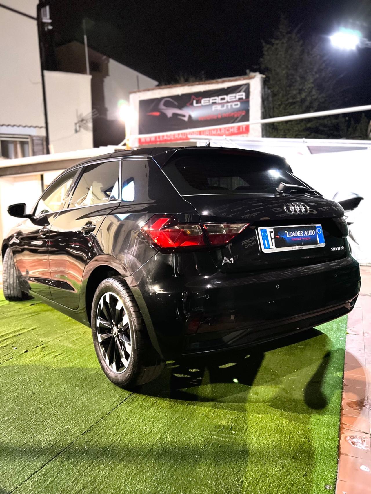 Audi A1 30 TFSI 116cv Automatica FULL BLACK