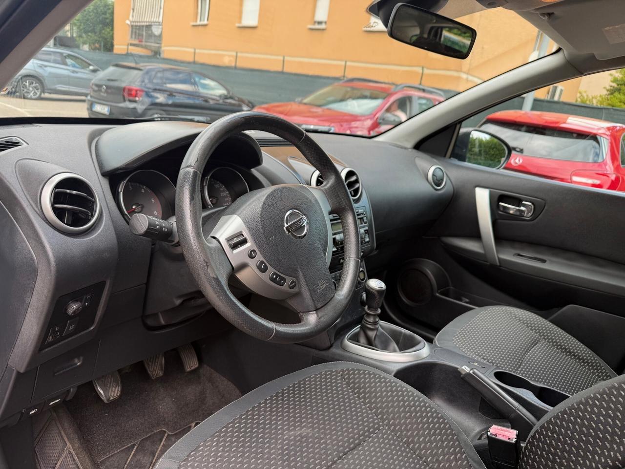 Nissan Qashqai 1.5 dci - NEOPATENTATI - 12 MESI DI GARANZIA -