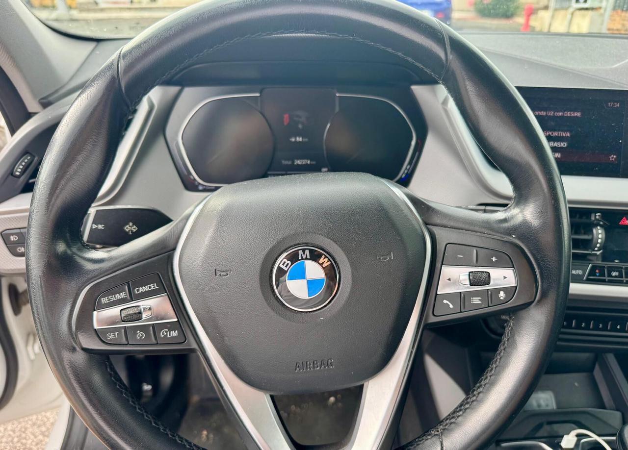 Bmw 116 116d 5p. Advantage