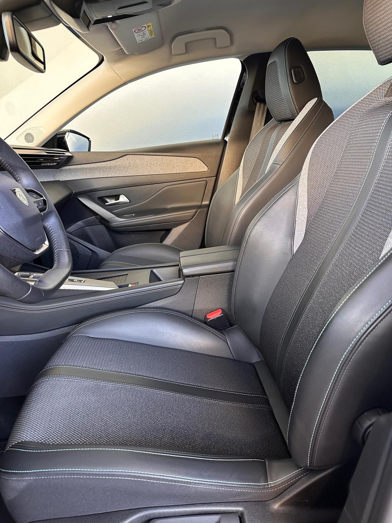 Peugeot 308 1.2 puretech t Allure Pack s&s 130cv eat8