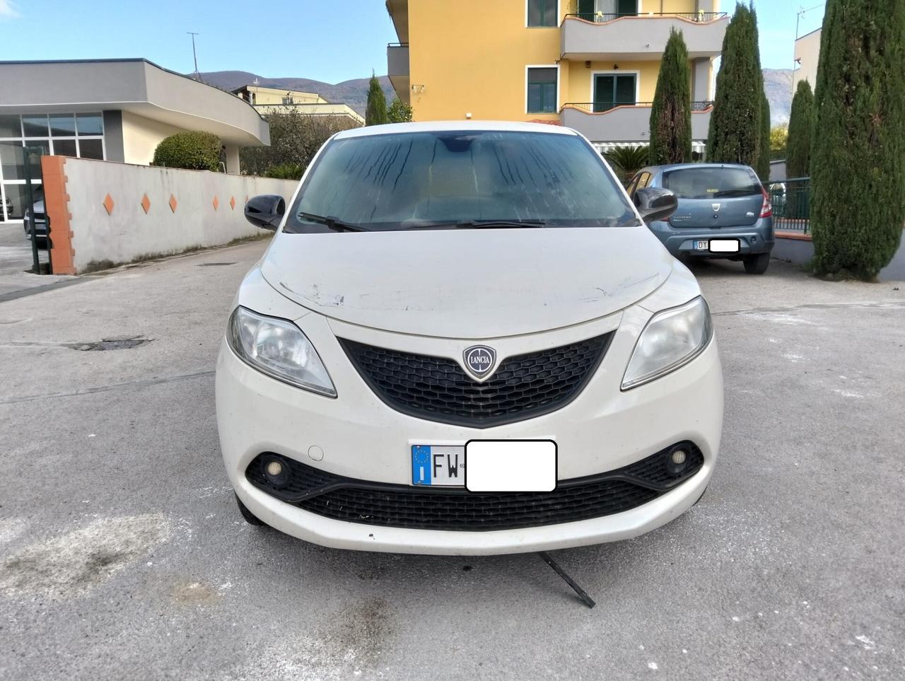 Lancia Ypsilon 1.2 69 CV 5 porte GPL 2019 SINISTRATA