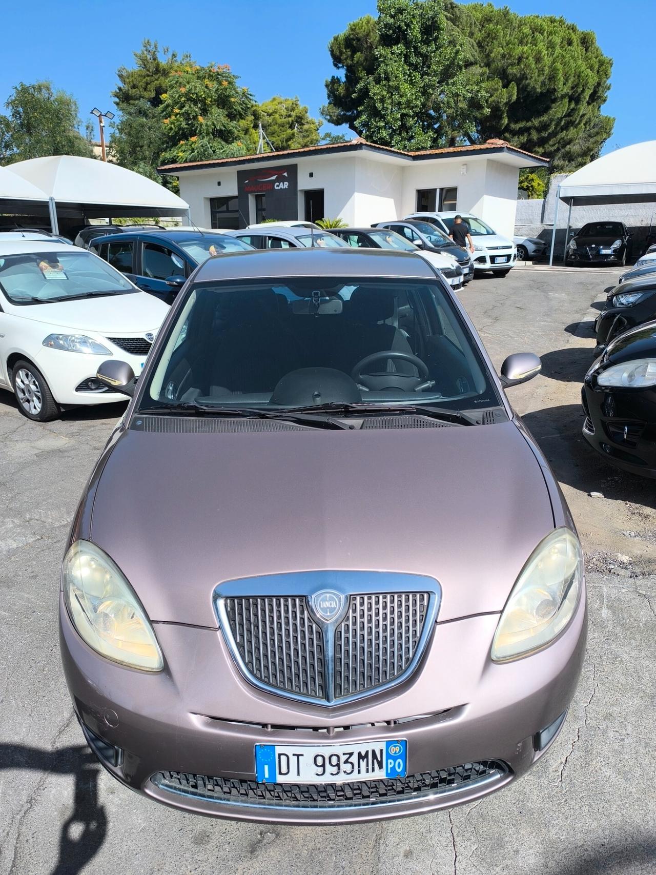Lancia Ypsilon 1.2 Argento