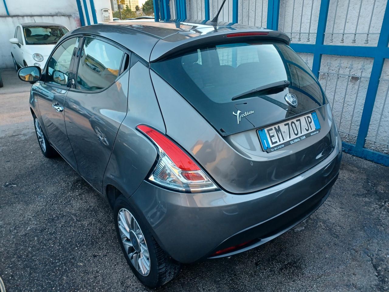 Lancia Ypsilon 1.2 GPL ECOCHIC UNICO PROPRIETARIO