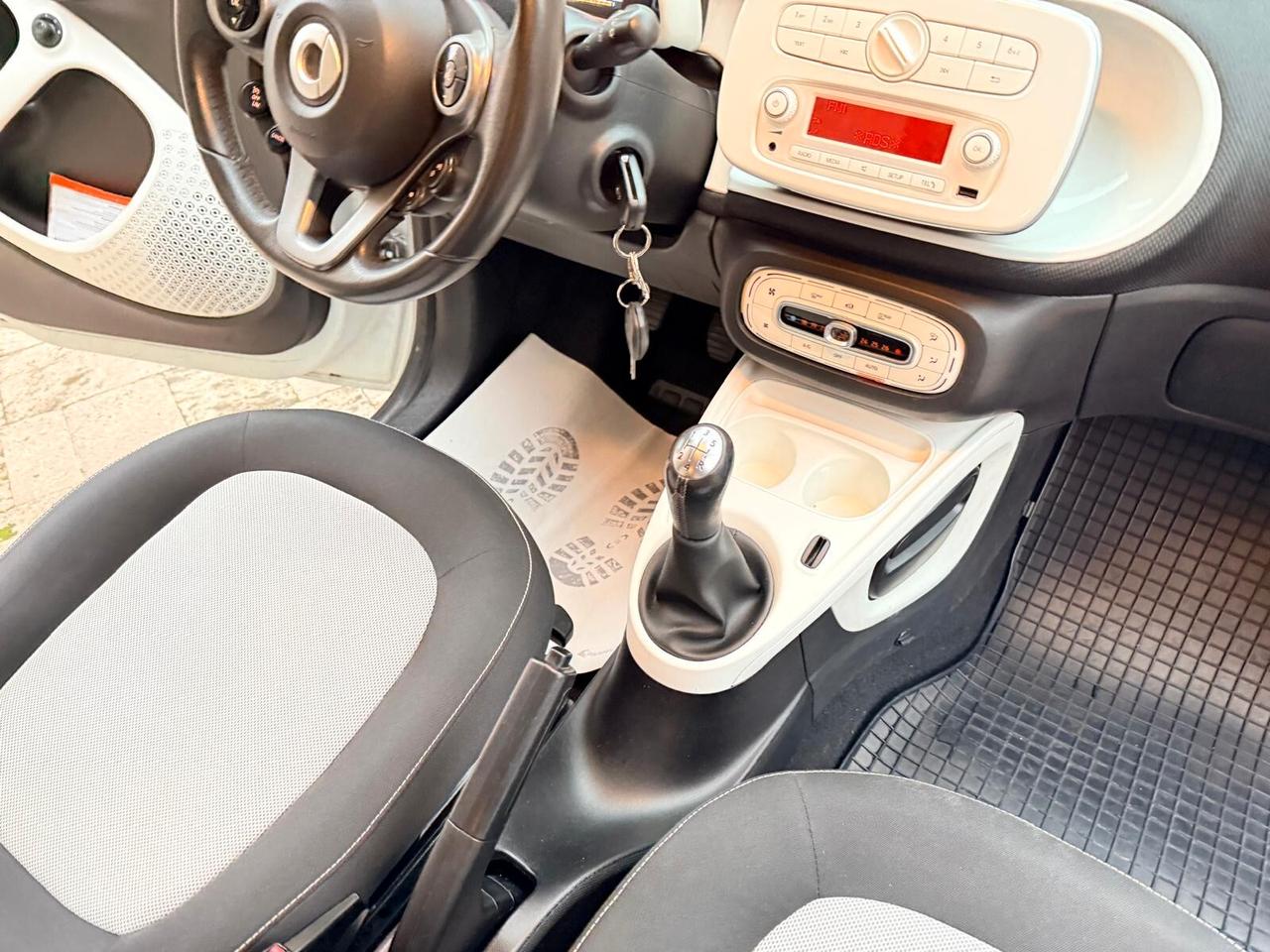 Smart ForFour 70 1.0 Passion 01/2016