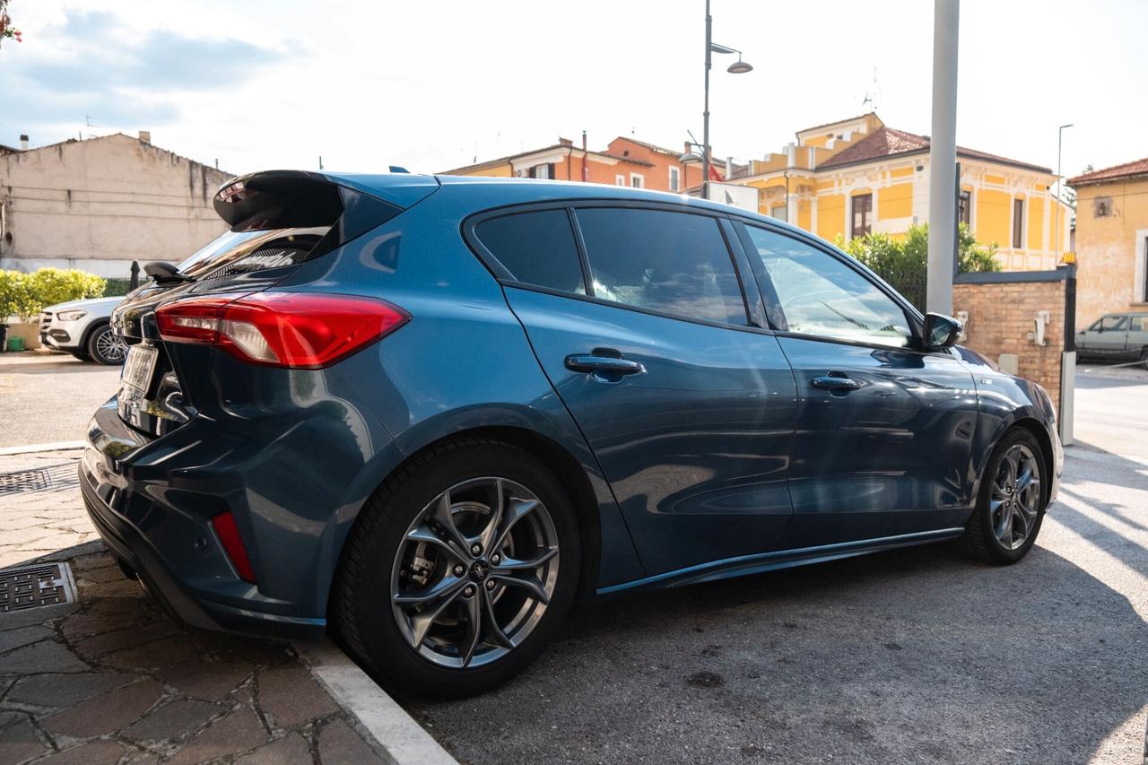 Ford Focus 1.5 Diesel 120 CV 5p. ST-Line