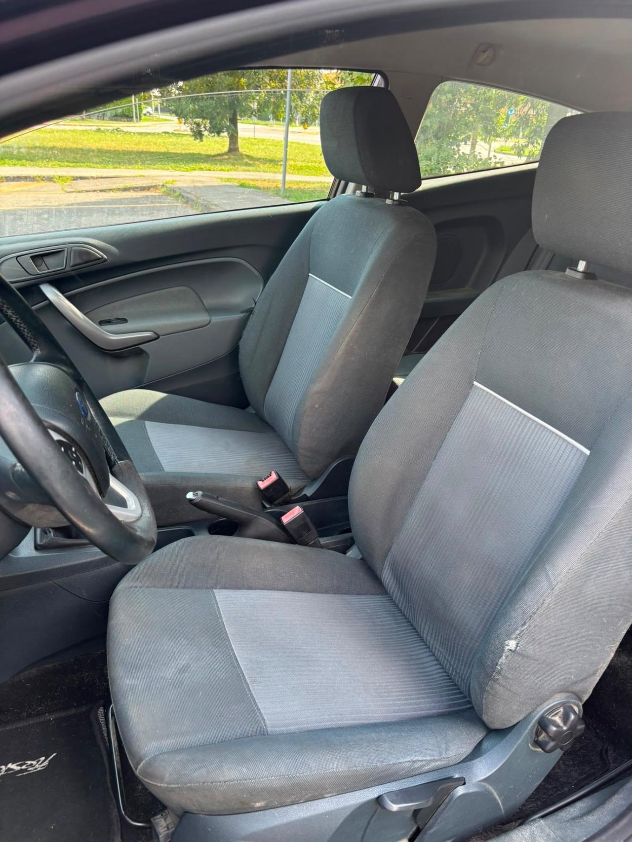Ford Fiesta 1.2 82CV 3 porte Titanium