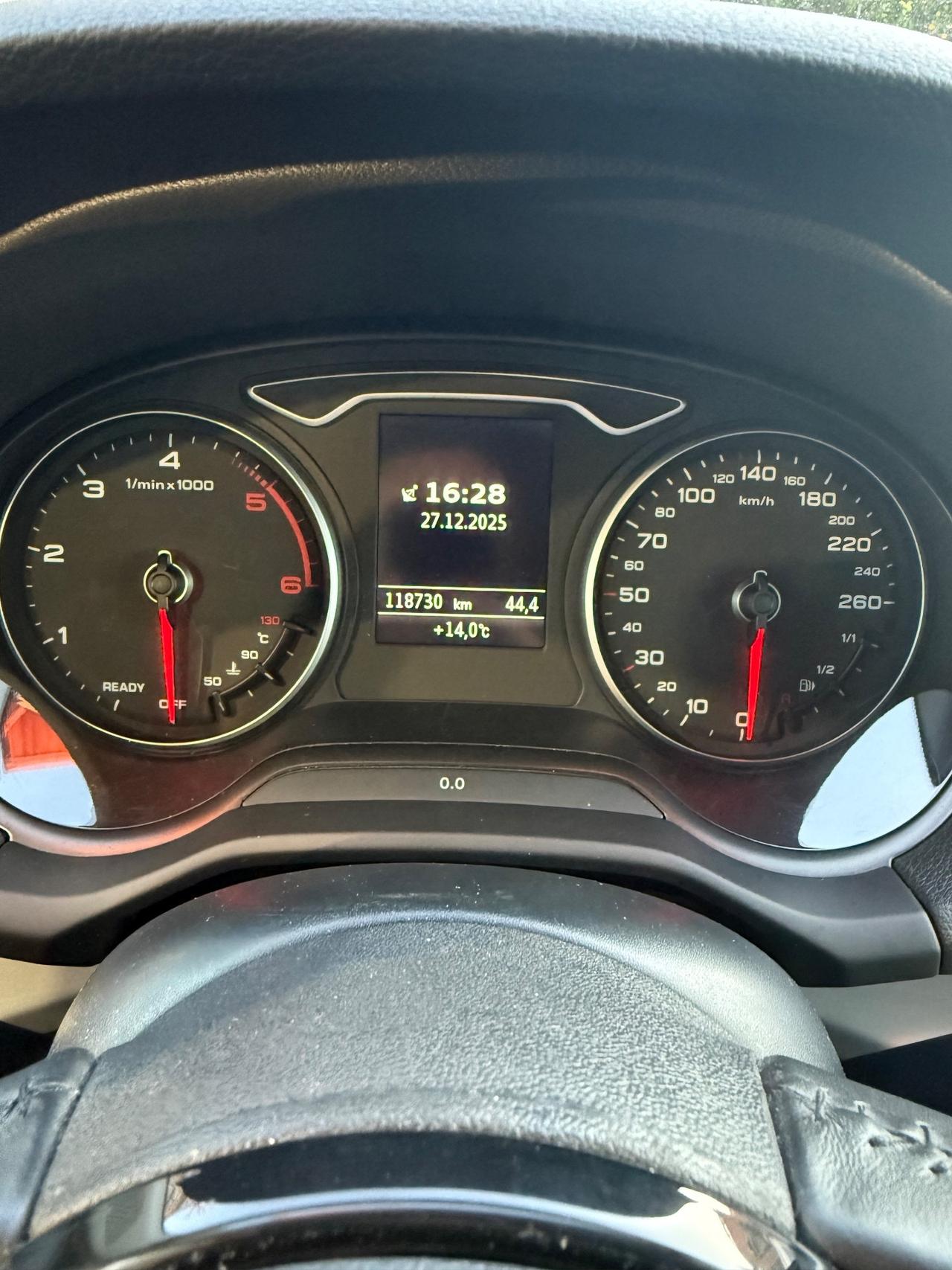 Audi Q2 30 TDI S line Edition