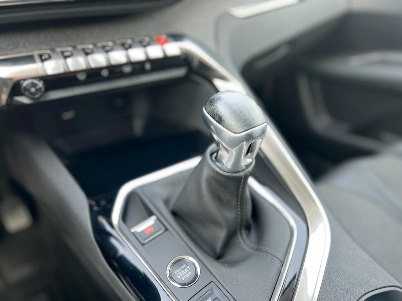 Peugeot 3008 1.2 Turbo 131cv Allure UNICO PROPRIETARIO ITALIANA