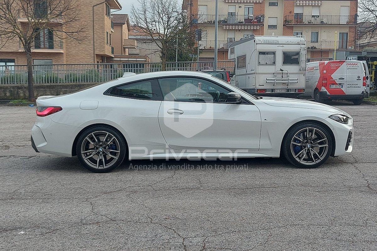 BMW M440i 48V xDrive Coupé