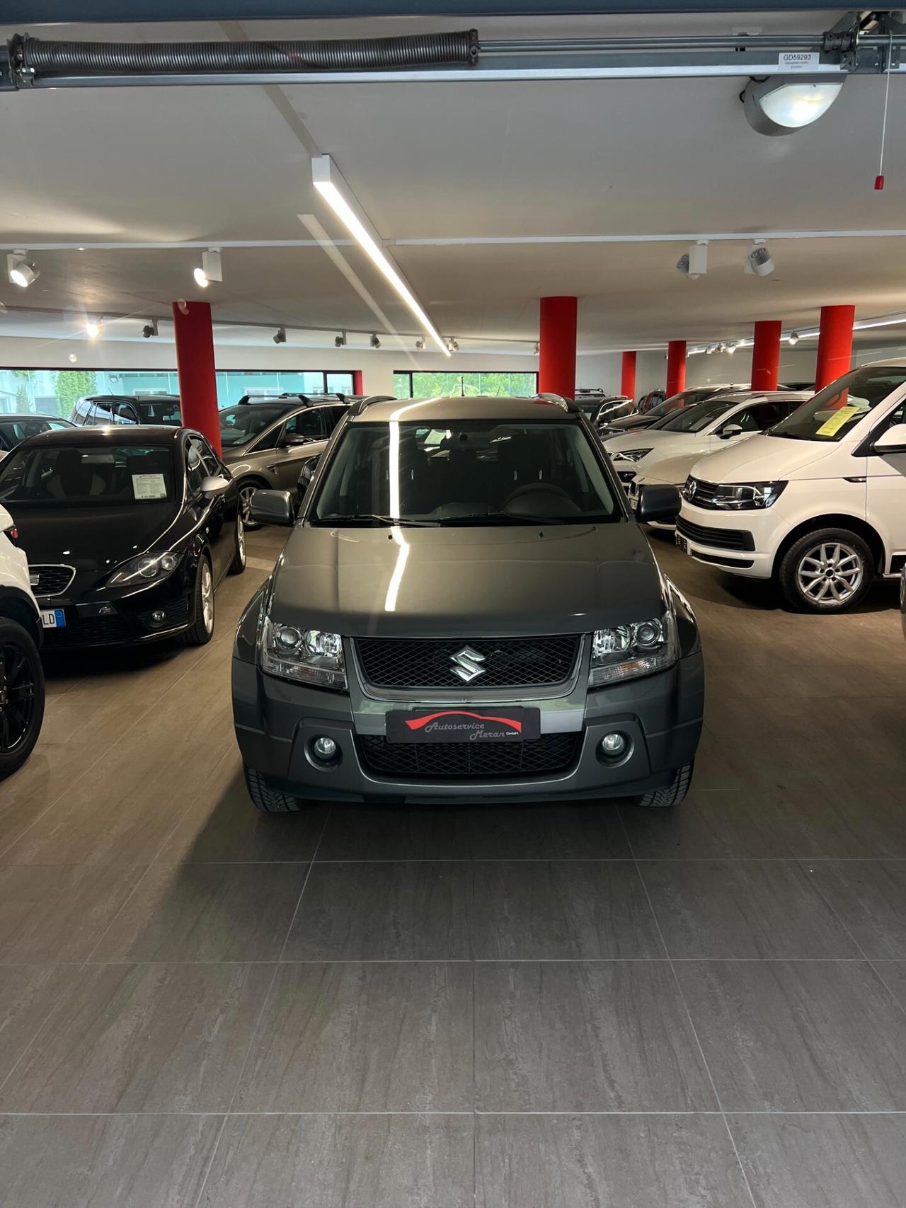 Suzuki Grand Vitara Grand Vitara 1.9 DDiS 4x4 GANCIO TRAINO/AHK Neopatentati