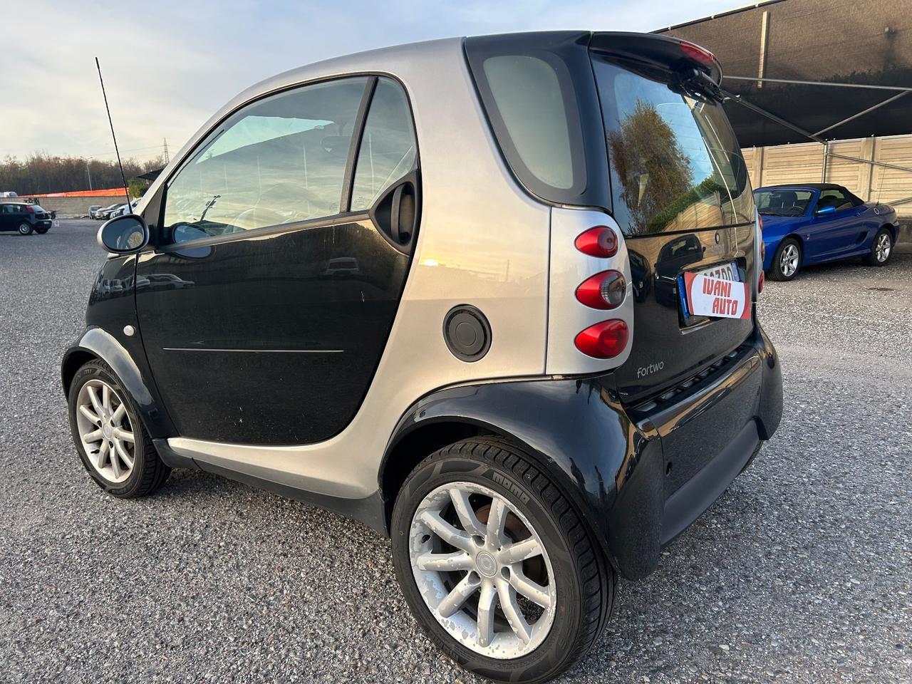 Smart ForTwo 700 pure