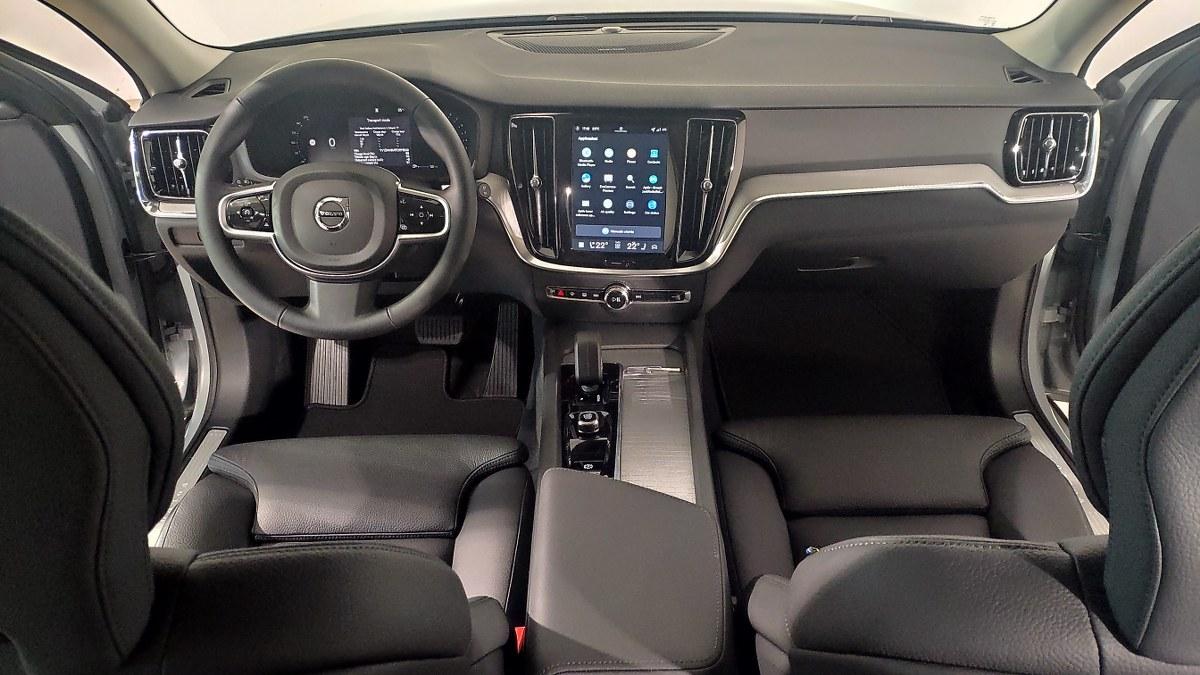 VOLVO V60 B4 Mild Hybrid Automatico Plus Dark