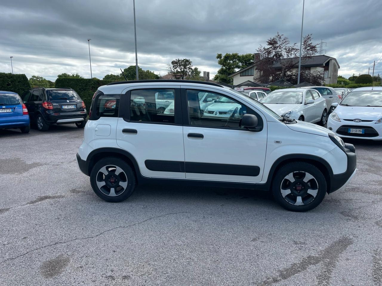 Fiat Panda 1.0 FireFly S&S Hybrid City Cross