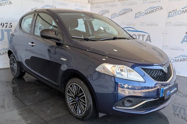 Lancia Ypsilon 1.2 Gold 69cv