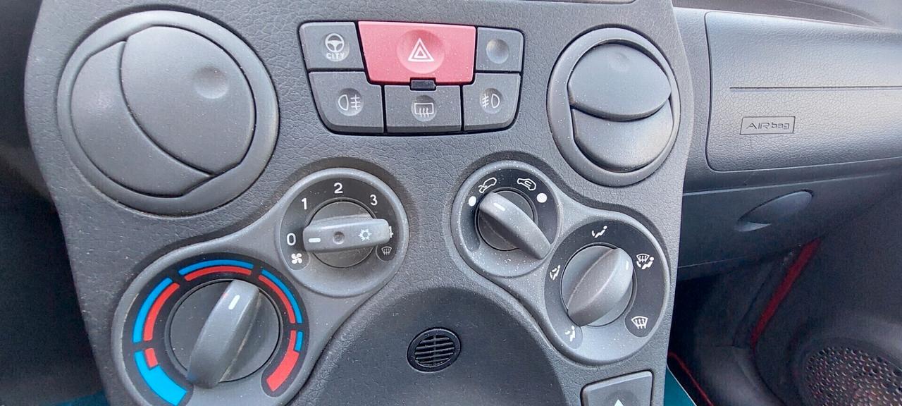PANDA 1,4 NATURAL POWER METANO DI SERIE X NEOPATENTATI GOMME NUOVE DISTRIBUZIONE OK
