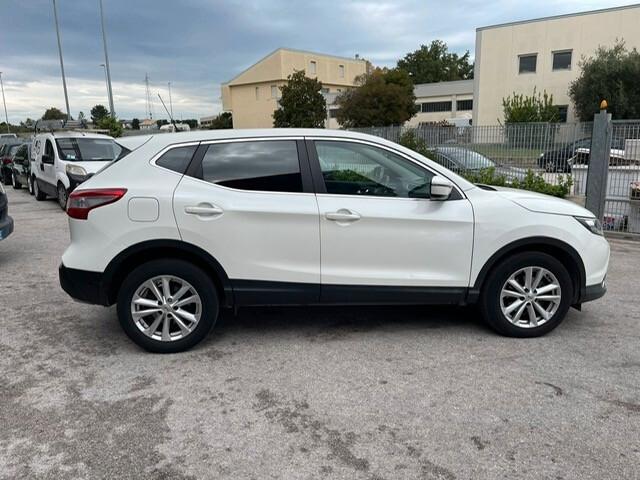 Nissan Qashqai 1.5 dCi DPF Acenta
