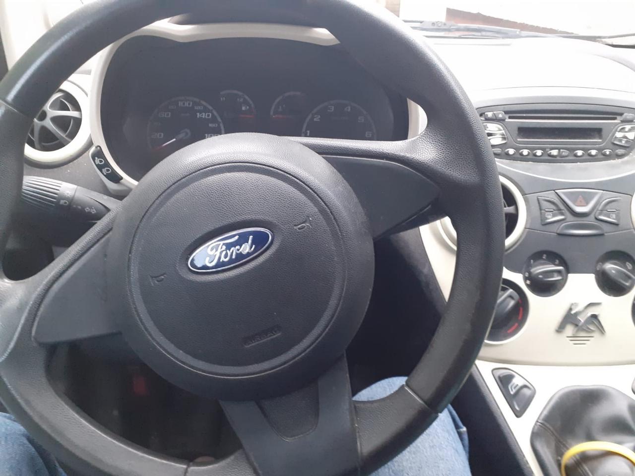 Ford Ka Ka+ 1.2 8V 69CV Titanium Frizione + danni ant