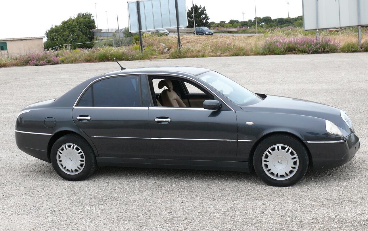 Lancia Thesis 2.4 JTD 20V aut. (M1328)