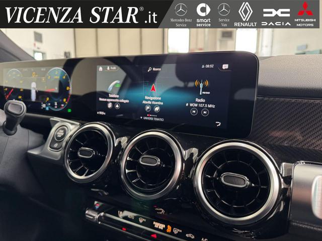 MERCEDES-BENZ GLB 180 d PREMIUM AMG