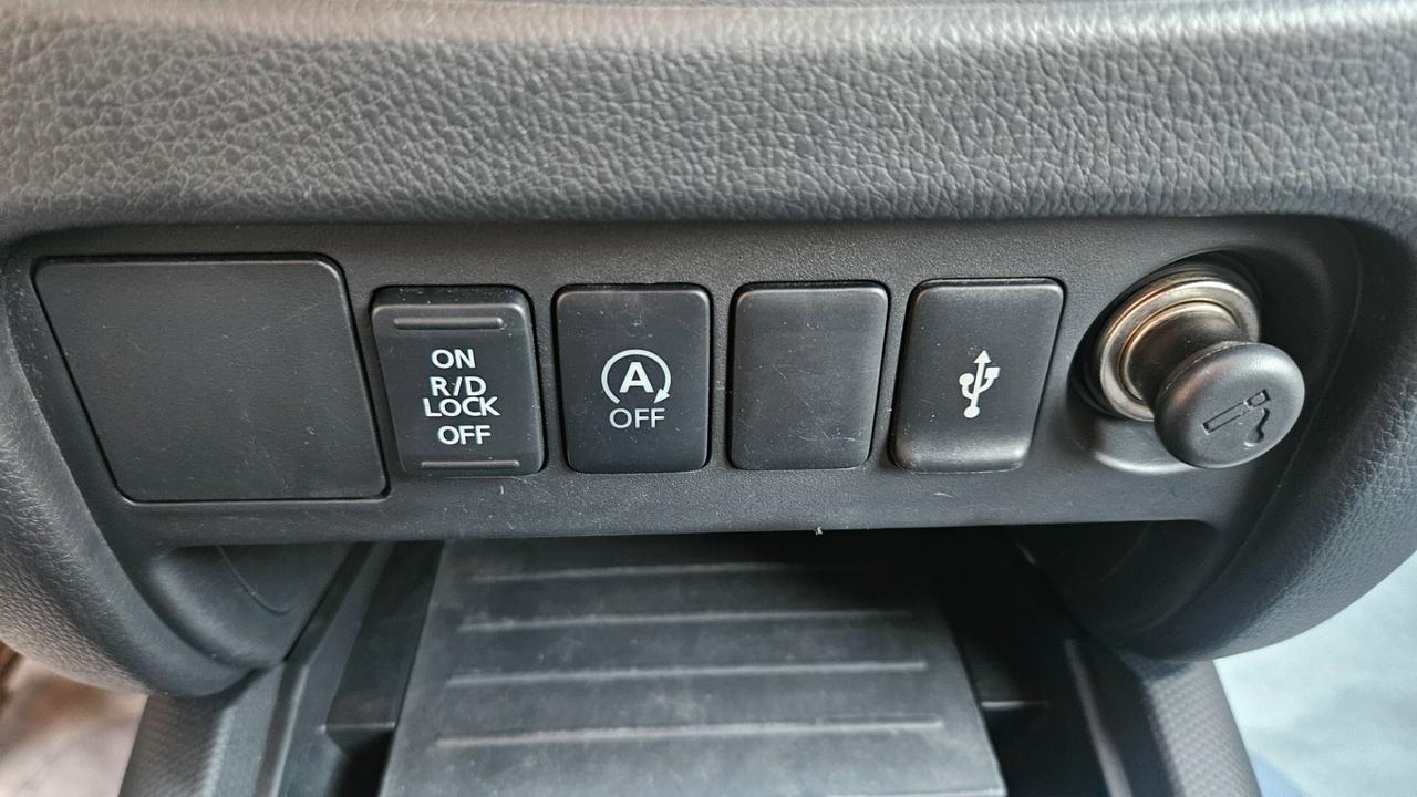 Mitsubishi L200 2.3 DI-D 150CV 4WD DOUBLE CAB INTENSE N1 + IVA