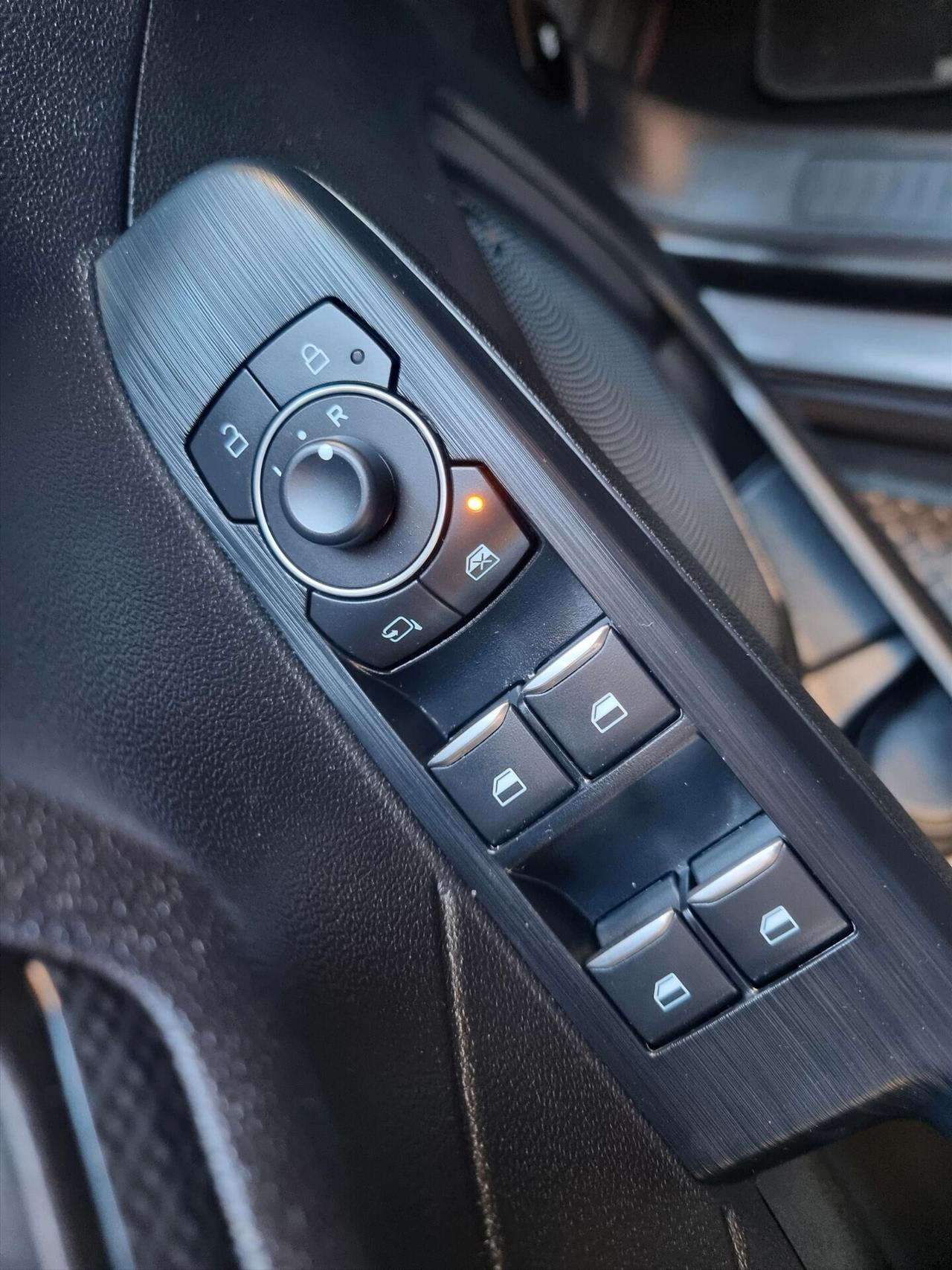 Ford Kuga 1.5 EcoBoost 150 CV 2WD ST-Line UNICO PROPRIETARIO