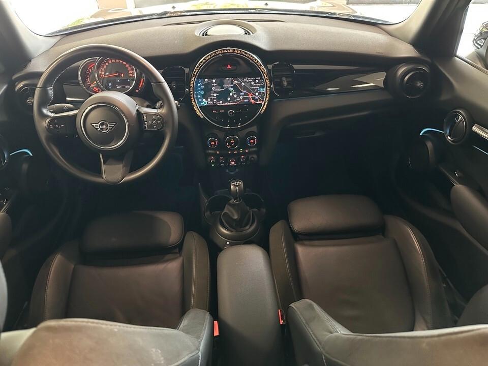 Mini 5p 1.5 Essential 75cv