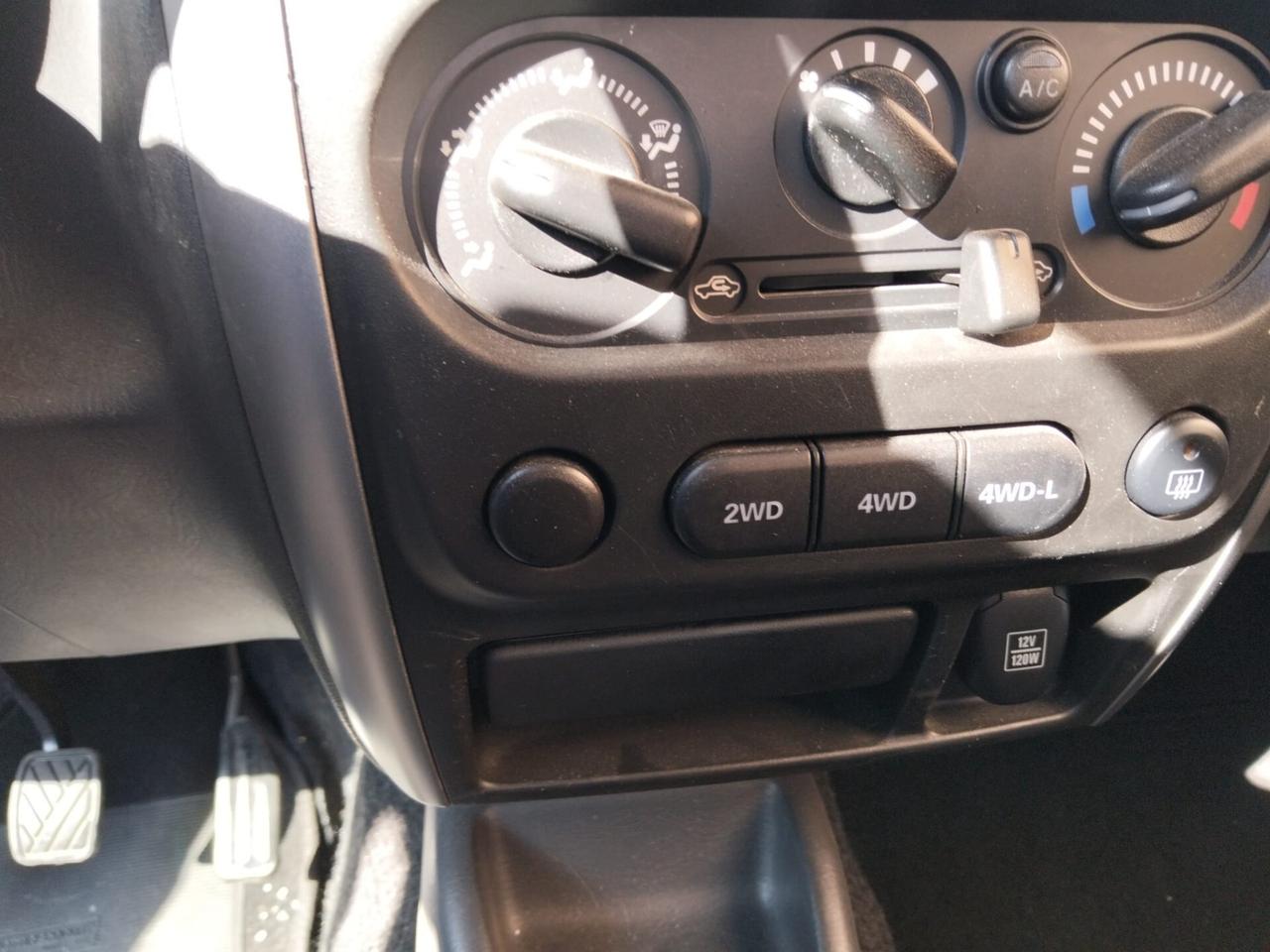 Suzuki Jimny 1.3 4WD Benzina 2016 SINISTRATA
