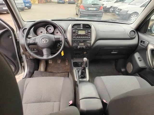 Toyota Rav4 2.0 d-4d 16v Sol 5p FL